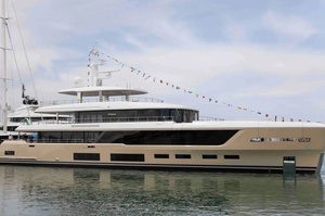 Privateer Elegance 49