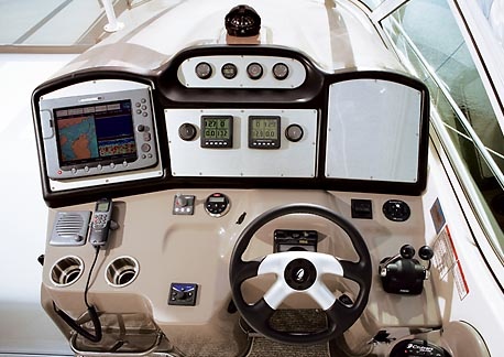 Cruisers Yachts 415 Express Motoryacht