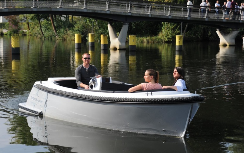 Corsiva 595 Tender