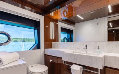 EdgeWater 370CC