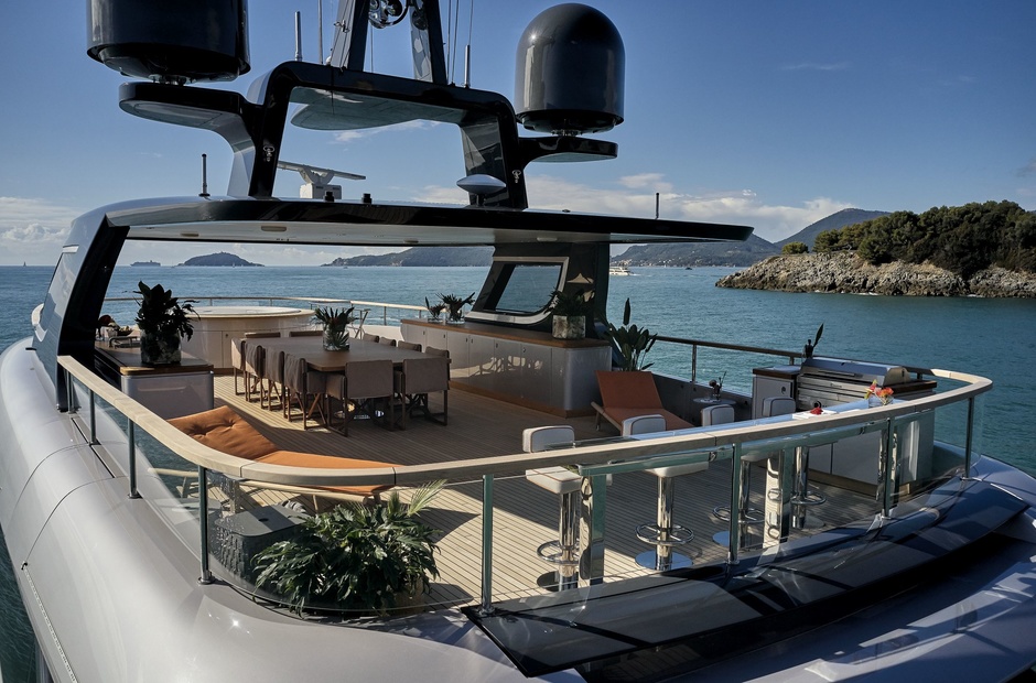 Benetti Lexsea