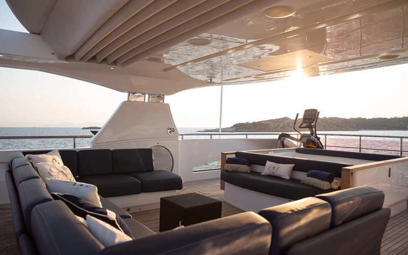 Sailfish 320 Express