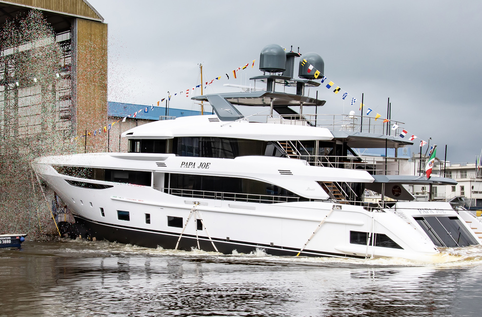 Benetti Papa Joe 1
