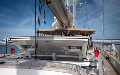 Ferretti 720