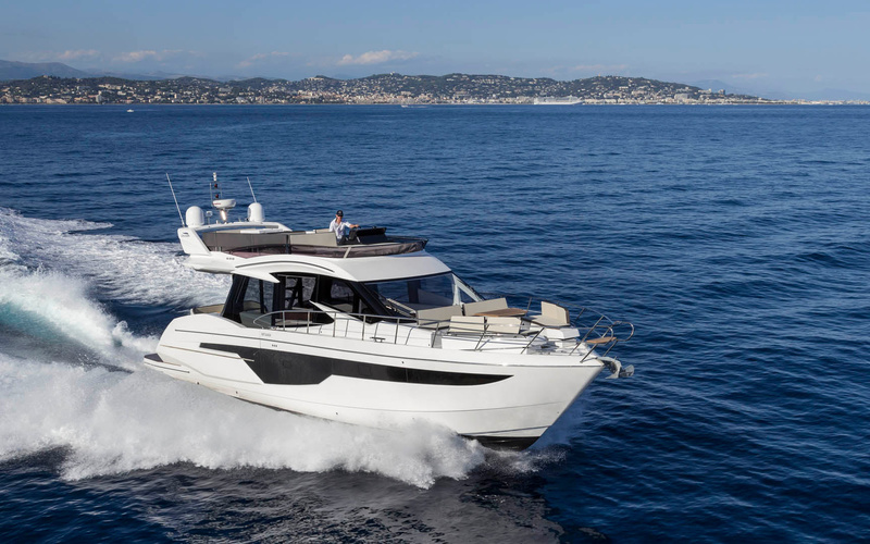 Galeon 500 Fly