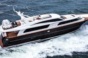 Van der Valk Raised Pilothouse 24.99