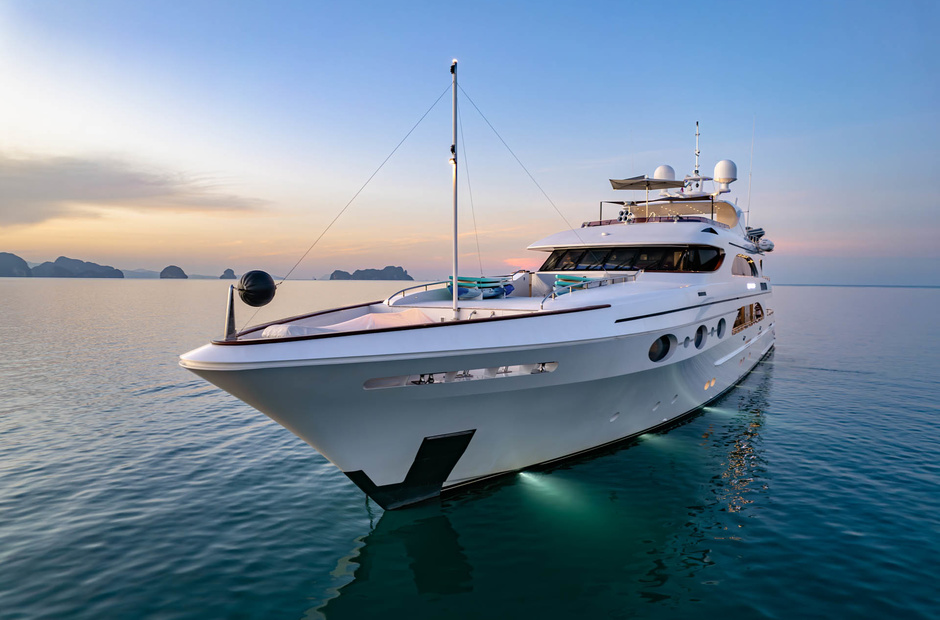 Trinity Yachts Sapphire