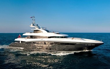 Heesen Sky