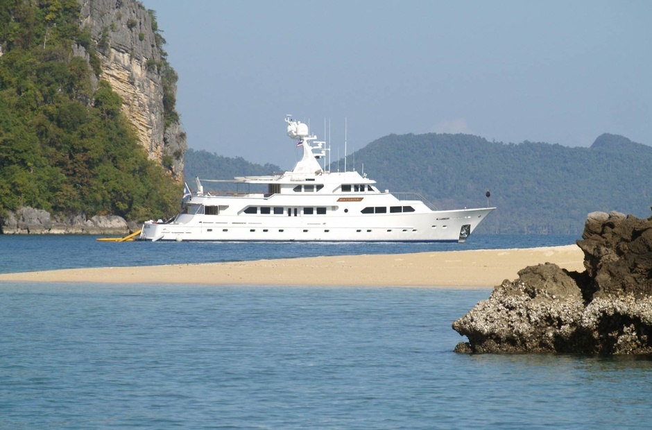 Nishii Shipyards Maverick
