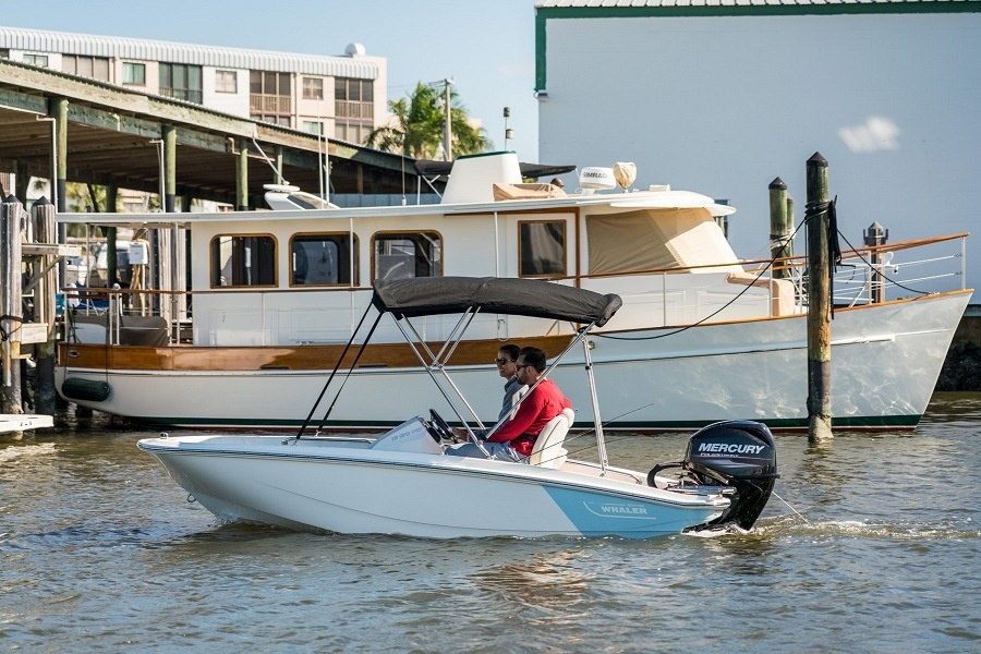  Boston Whaler 130 Super Sport