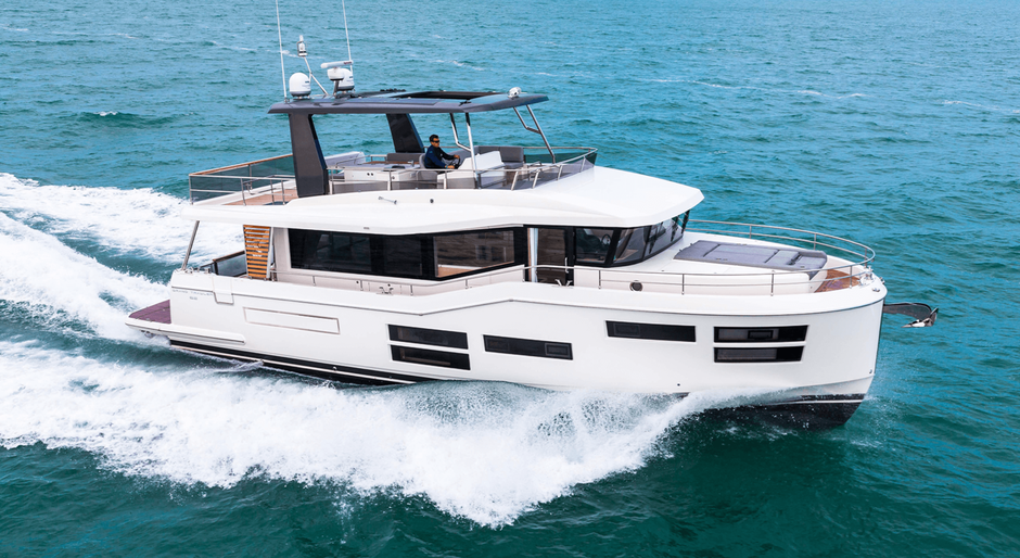  Beneteau Grand Trawler 62