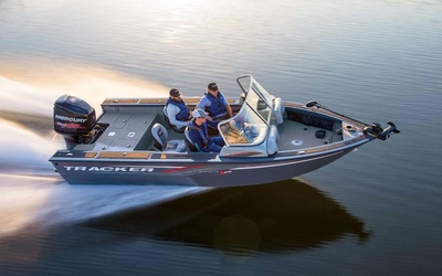 Tracker Targa V-20 WT