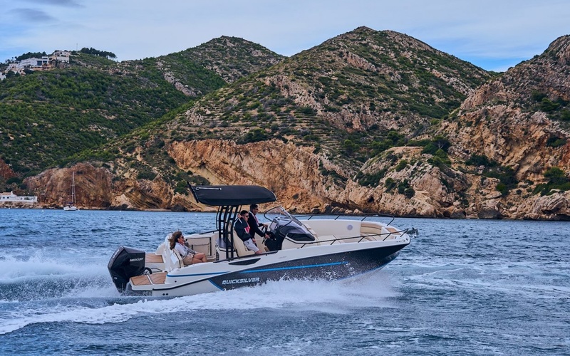 Quicksilver 805 Open