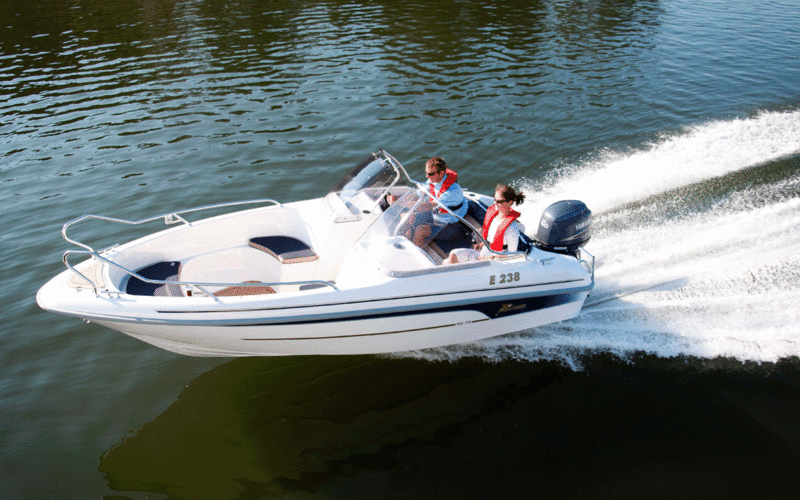 Yamarin 50 Twin Console