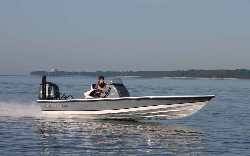 Blazer 2420 GTS Deluxe