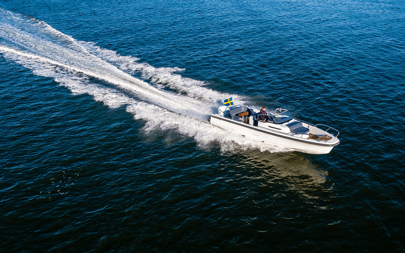 Nimbus Tender 9