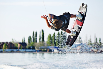 How to prepare a boat for water sports if you do not have a sports towboat.