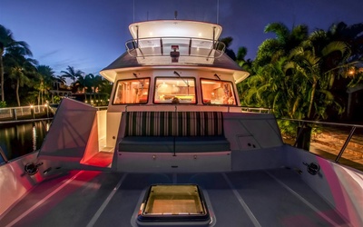 Outer Reef 610 Motoryacht