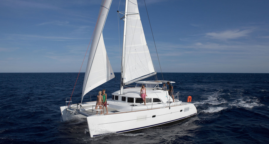 Lagoon Ladoon 380