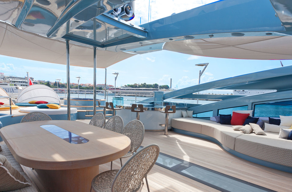 ISA Yachts Queen Alla
