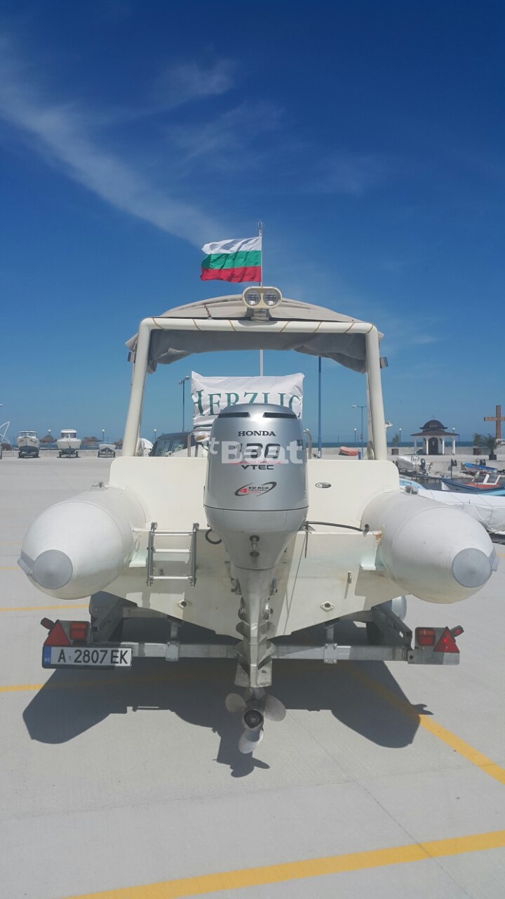 Brig Falcon 450 (2012)