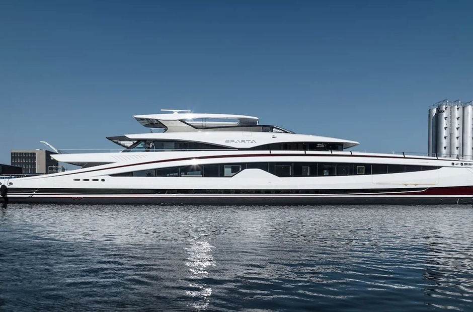 Heesen Sparta
