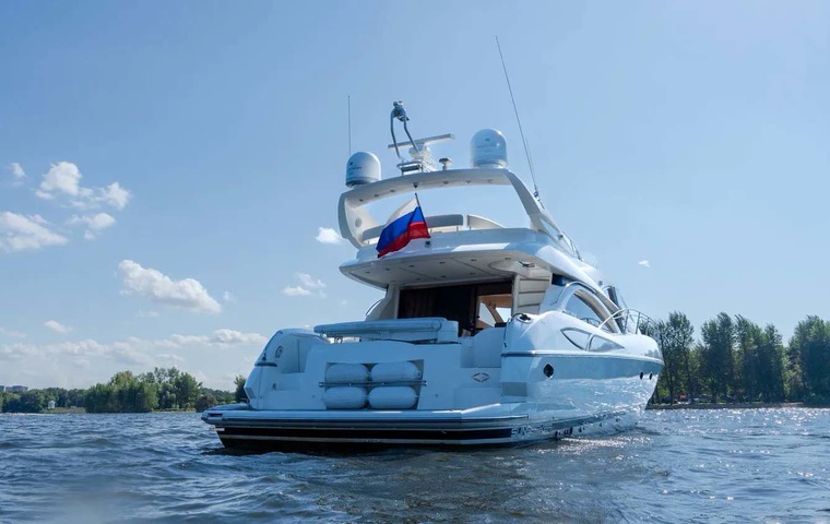 Sunseeker Manhattan 64 (2001)