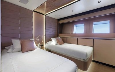 Crownline E 275