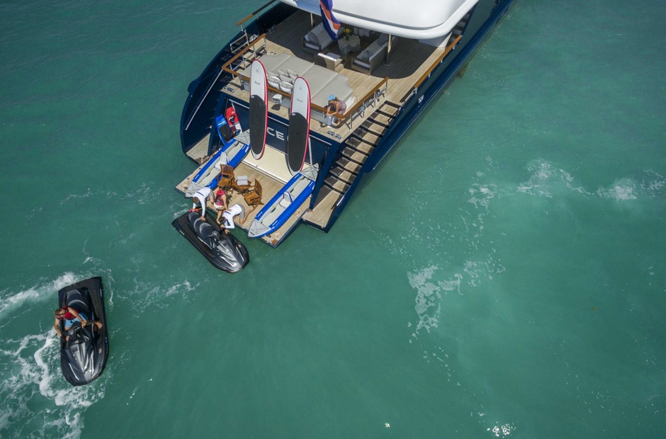 Turquoise Yachts  Dede