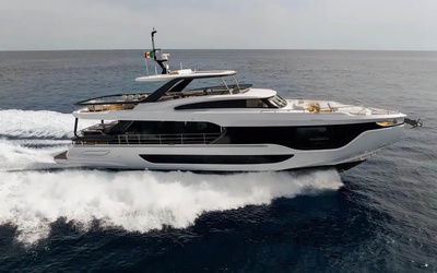 Azimut Grande 26 METRI