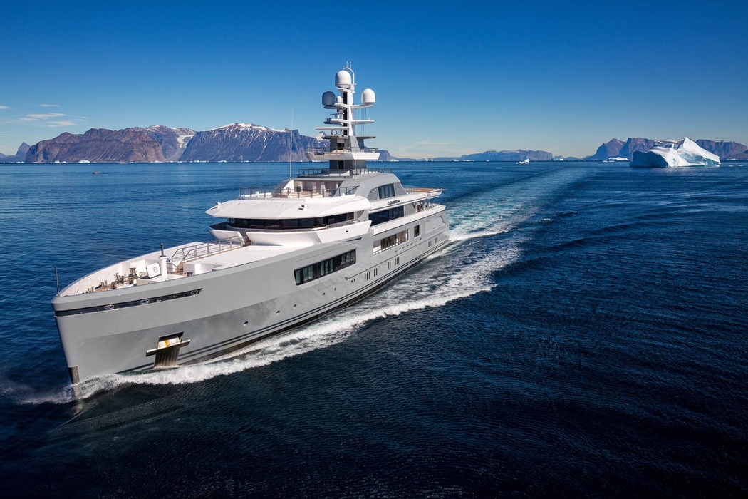 The 72.25m boat from Abeking & Rasmussen and Espen Oeino can be compared to a mountain chalet. The charming fireplace lounge and (oh miraculously!) winter garden create a completely unique atmosphere.» Alexander Svetakov, Chairman of the Board of Directors of the Absolut investment group«, owns this unsparing explorer, ready for ice. Alpine skiers, know: the layout provides a separate room for special equipment. The price of the question is €750,000.