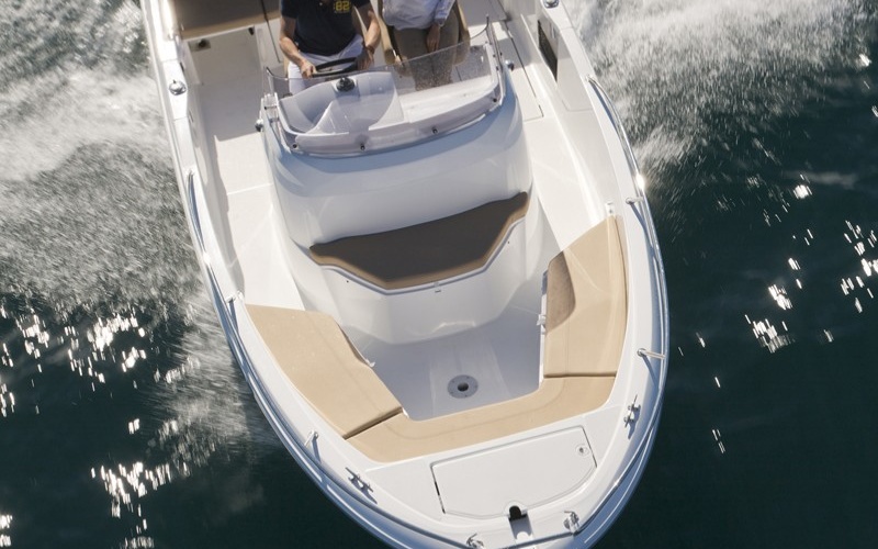 Jeanneau Cap Camarat 6.5 CC Serie 2
