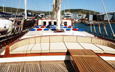 Aegean 33 M