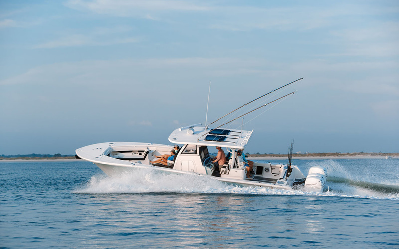 TideWater 380 CC Adventure