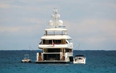 Heesen Bijin