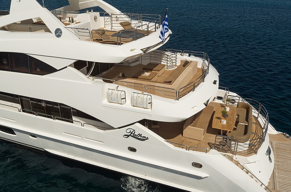Sunseeker Pathos