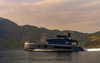 VisionF 82