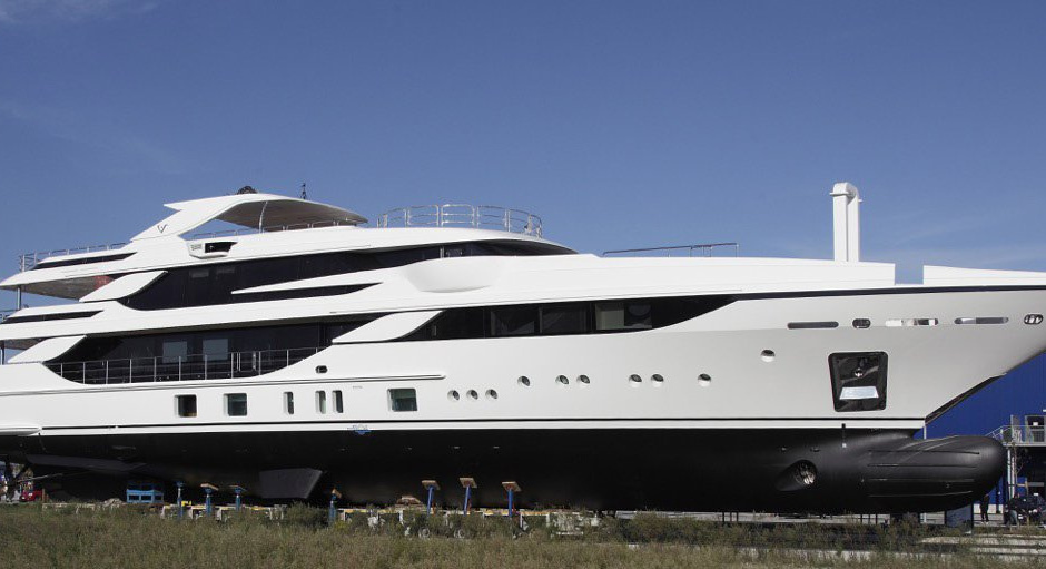 Benetti Surpina