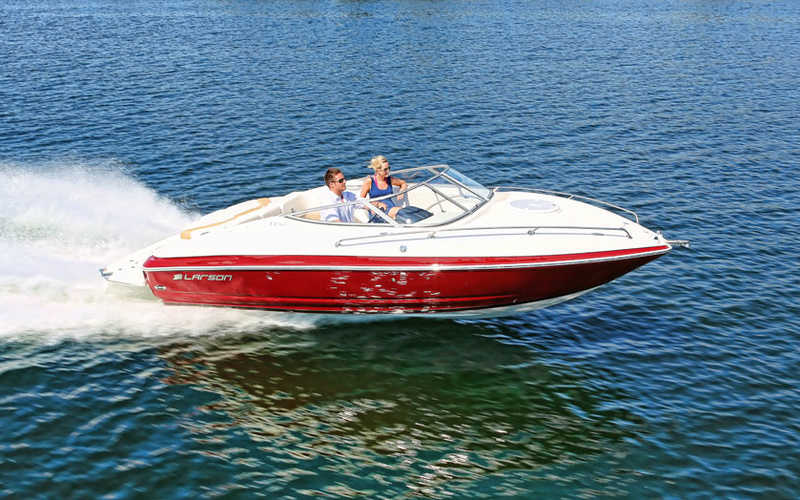 Larson LX 216 S Cuddy