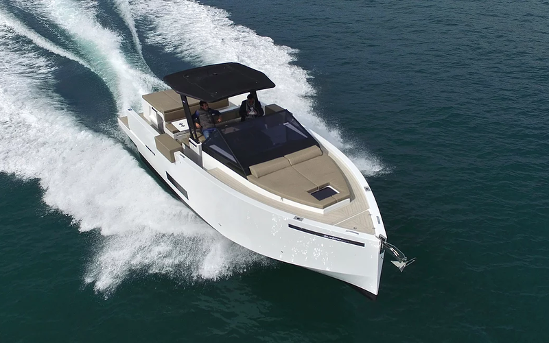 De Antonio D34 Cruiser