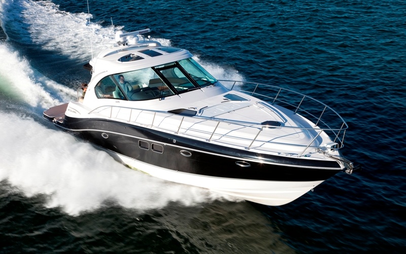 Four Winns V475