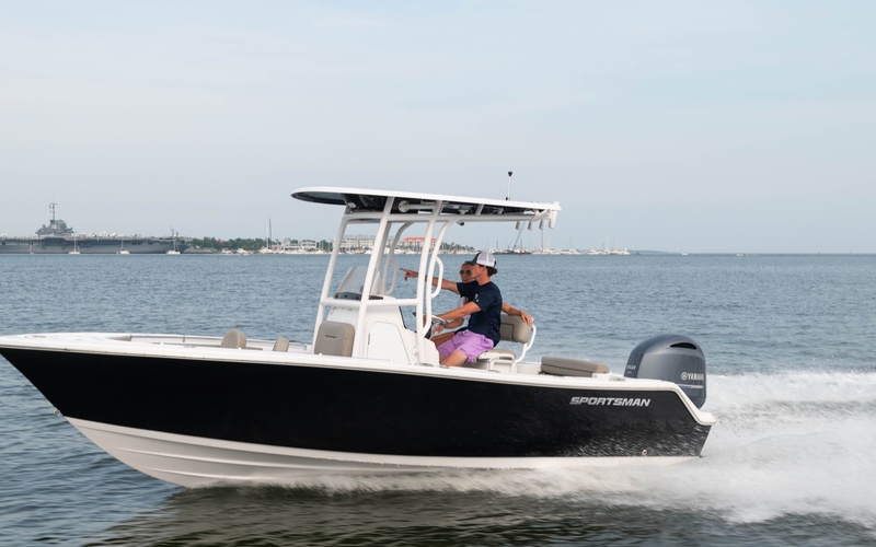 Sportsman Open 212 Center Console