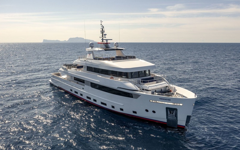 XO 240 Cabin