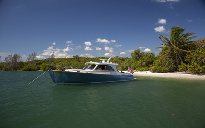 Hinckley Talaria 43 MKII