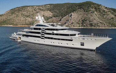 Golden Yachts Project X