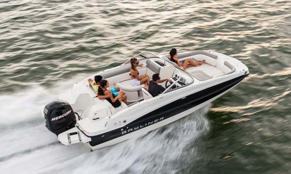 Bayliner 190 Deck Boat