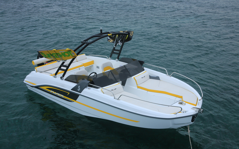 Beneteau Flyer 6 SPORTdeck
