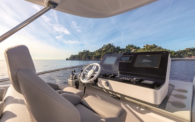 Azimut 60