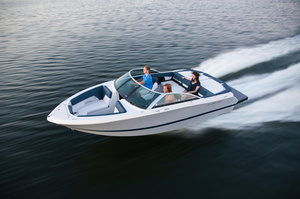 Four Winns Horizon 210