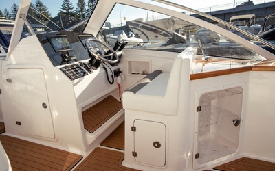 Garnet Offshore 270 DC